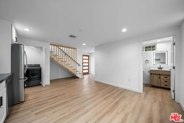 1535 3/4 N Kingsley Drive, Los Angeles, California 90027