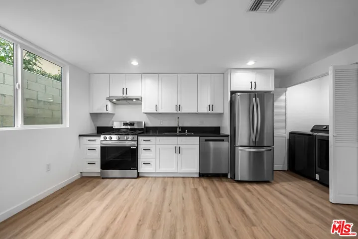 1535 3/4 N Kingsley Drive, Los Angeles, California 90027