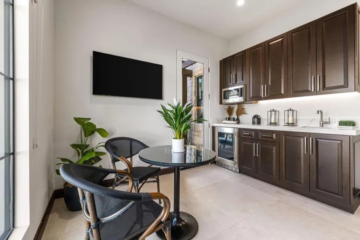 177-web-or-mls-102-print-2Z7A9982