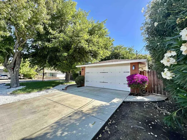 1243 Missouri Dr, Concord, California 94521