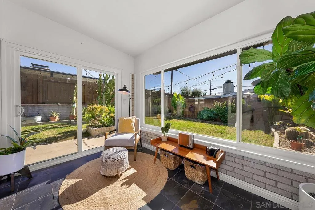 6209 Amber Lake Ave, San Diego, California 92119 home-pic-7