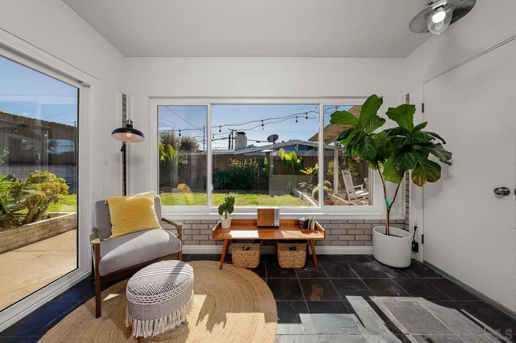 6209 Amber Lake Ave, San Diego, California 92119 home-pic-6
