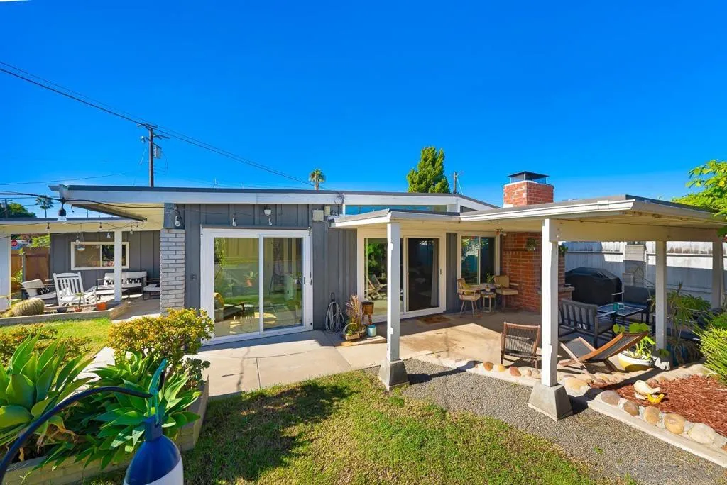 6209 Amber Lake Ave, San Diego, California 92119 home-pic-35