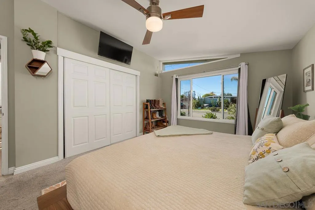 6209 Amber Lake Ave, San Diego, California 92119 home-pic-24
