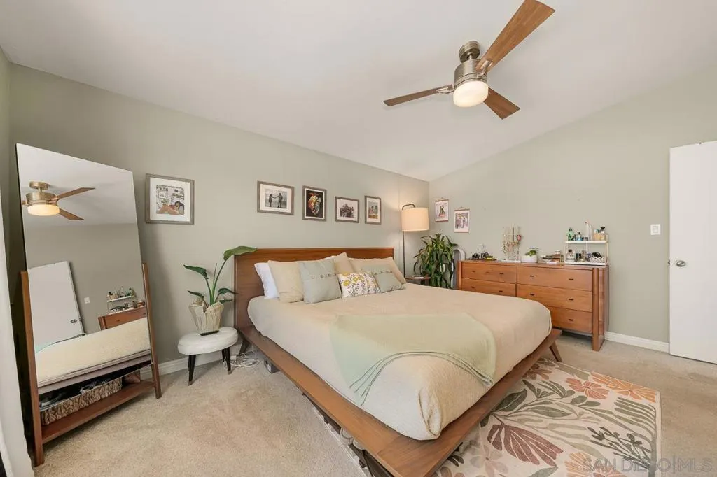 6209 Amber Lake Ave, San Diego, California 92119 home-pic-25