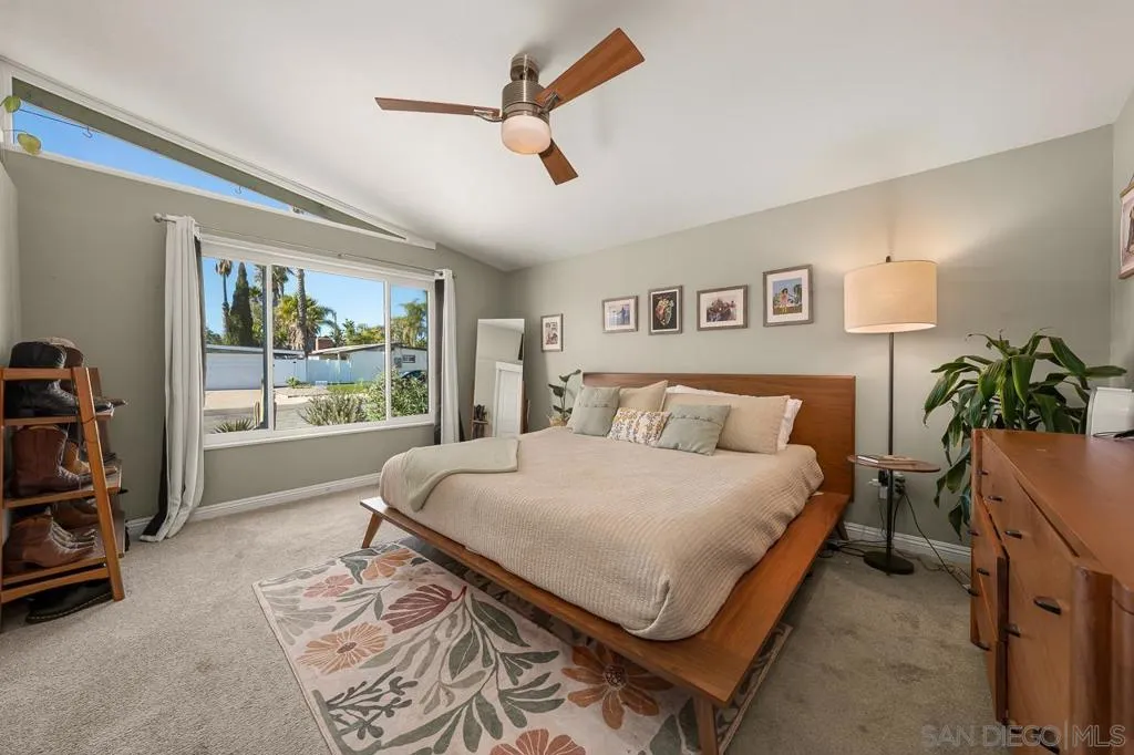 6209 Amber Lake Ave, San Diego, California 92119 home-pic-23