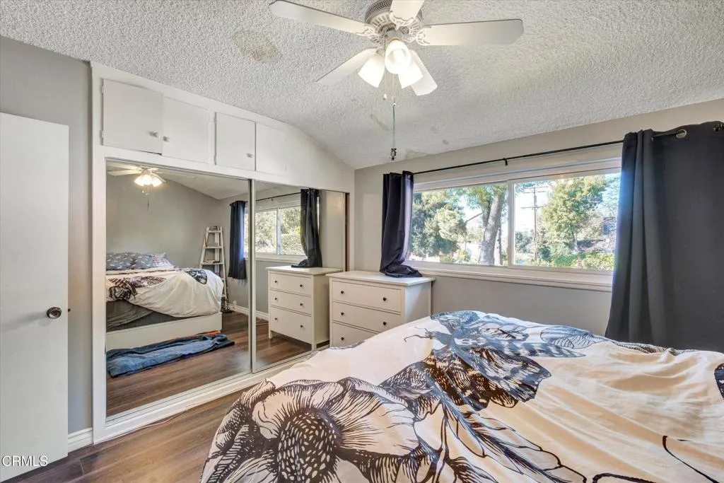 200 Sleepy Hollow Terrace, Glendale, California 91206 home-pic-23
