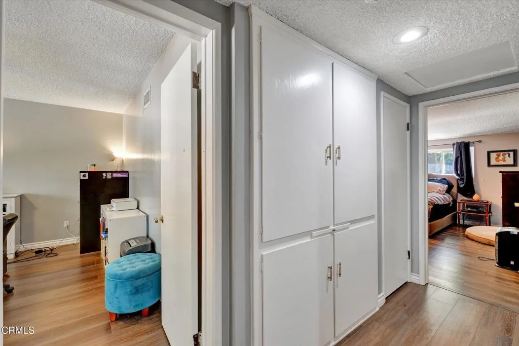 200 Sleepy Hollow Terrace, Glendale, California 91206 home-pic-27