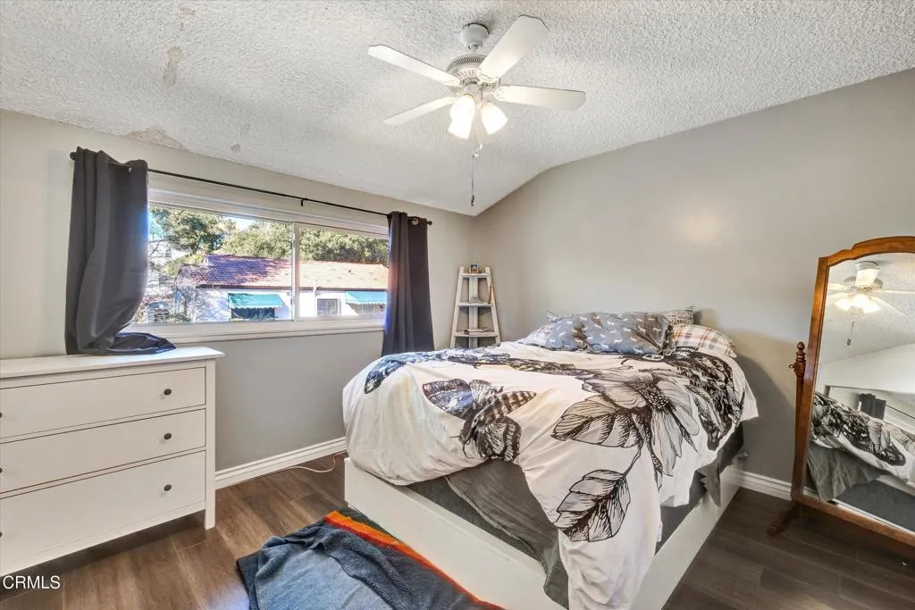200 Sleepy Hollow Terrace, Glendale, California 91206 home-pic-22