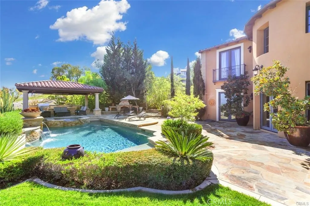 21 Ridgeview, Irvine, California 92603 home-pic-22