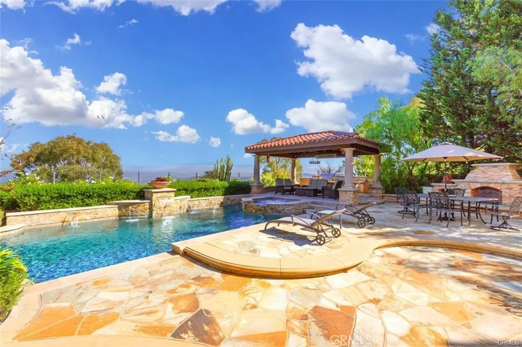 21 Ridgeview, Irvine, California 92603 home-pic-19