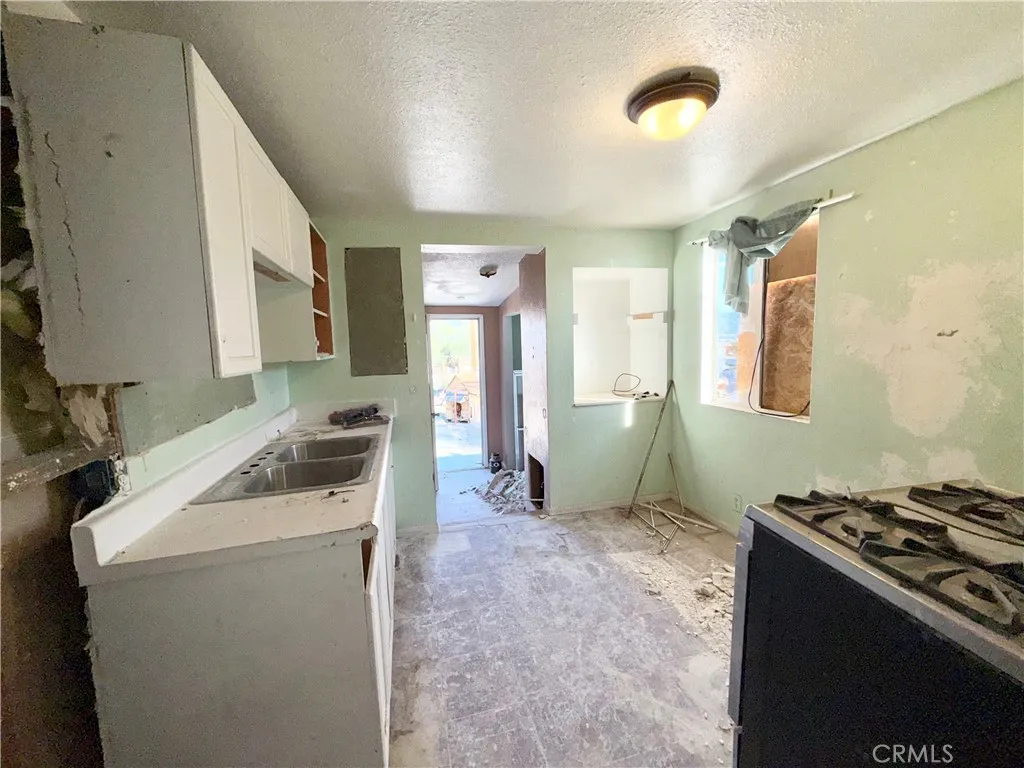 82201 6th, Trona, California 93562 home-pic-7