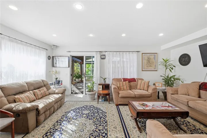7857 Embry Point, San Diego, California 92126