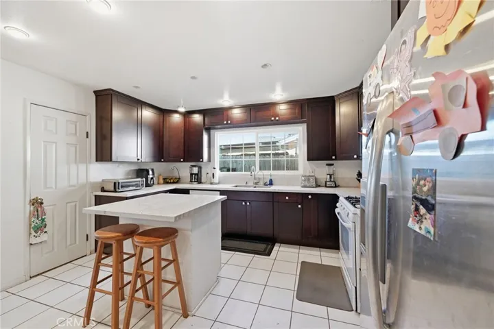 7857 Embry Point, San Diego, California 92126