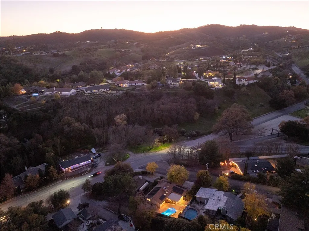 102 Glencrest Lane, Paso Robles, California 93446 home-pic-23