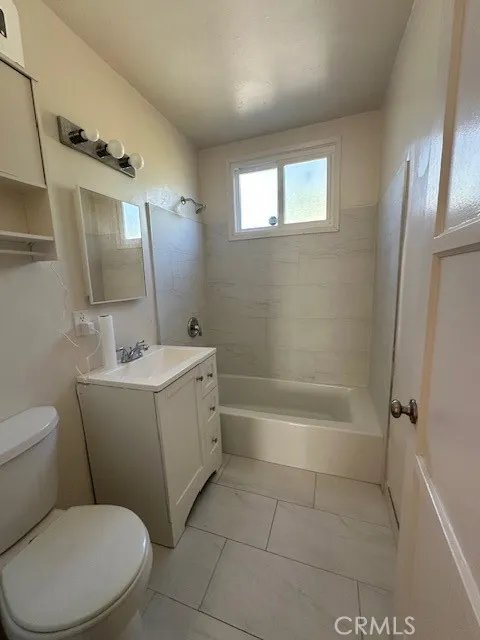 5765 Jamieson, Encino, California 91316 home-pic-7