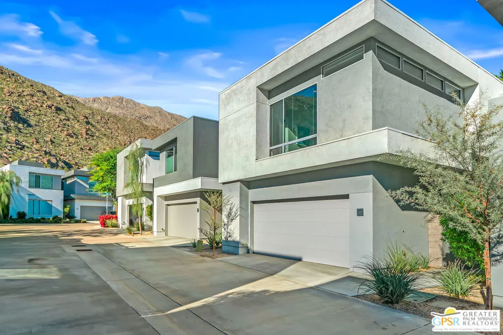 332 Goleta Way, Palm Springs, California 92264 home-pic-0