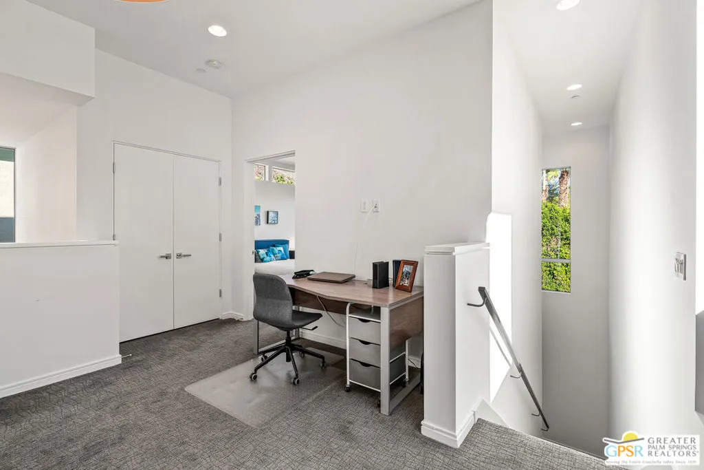 332 Goleta Way, Palm Springs, California 92264 home-pic-24