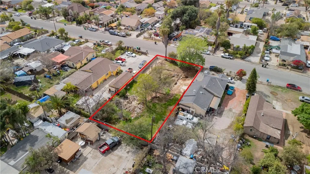 3957 S Neece Street, Corona, California 92879 home-pic-4