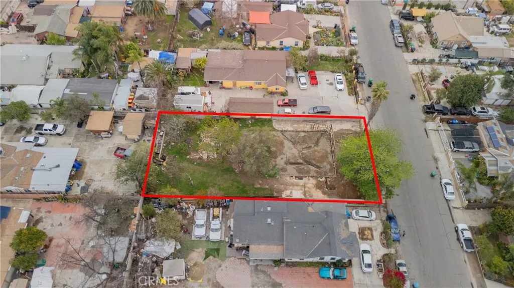 3957 S Neece Street, Corona, California 92879 home-pic-11