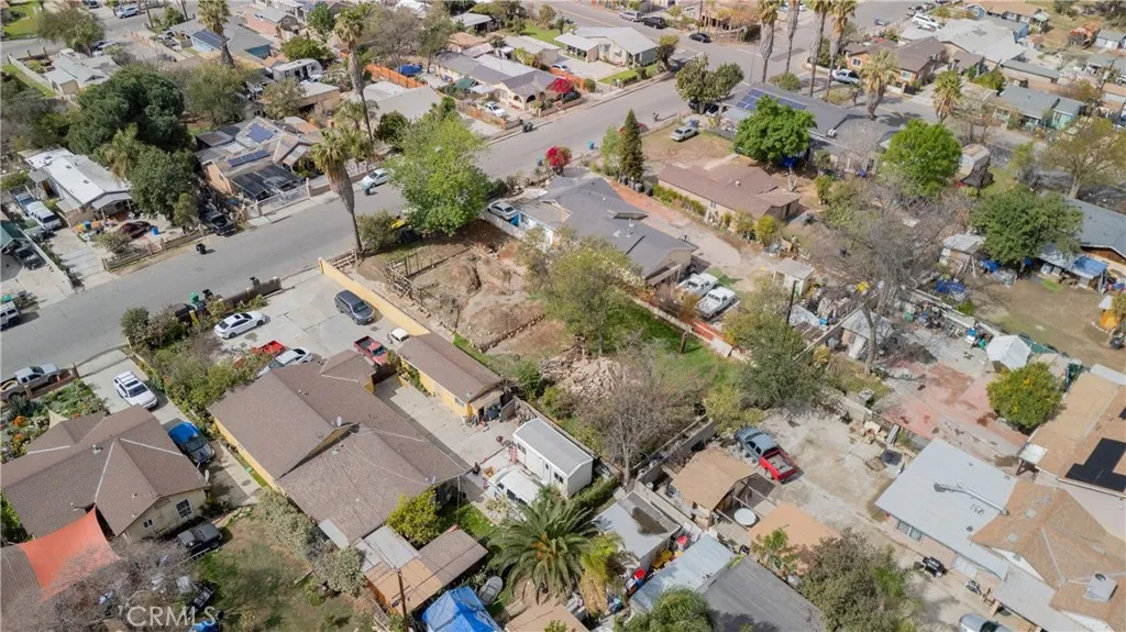 3957 S Neece Street, Corona, California 92879 home-pic-2