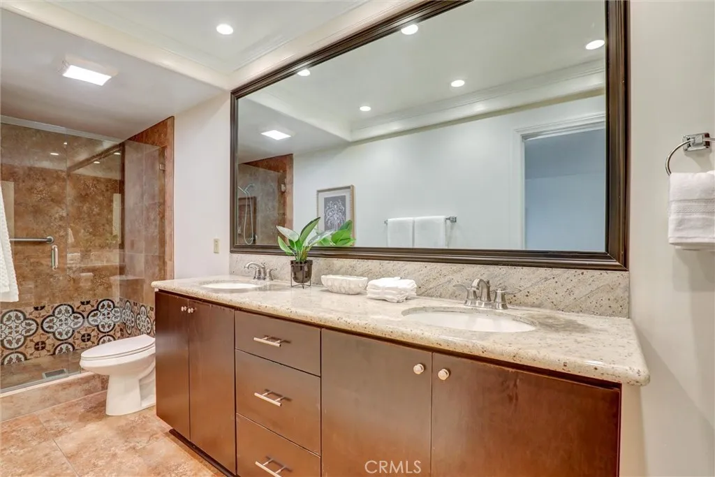 1032 Palo Verde, Long Beach, California 90815 home-pic-21