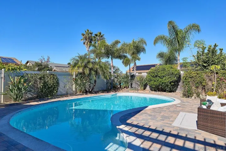 7962 Merrington Pl, San Diego, California 92126