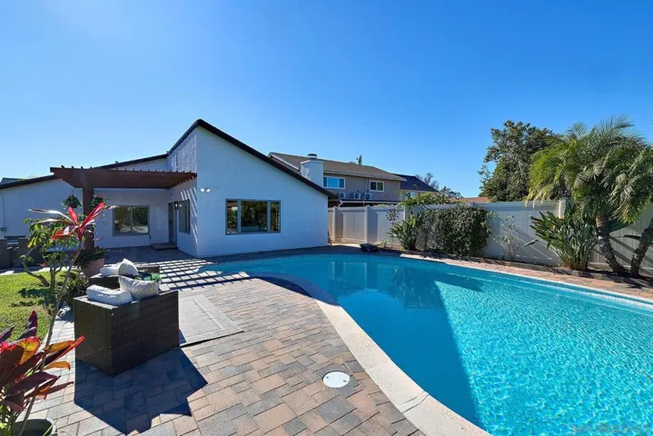 7962 Merrington Pl, San Diego, California 92126