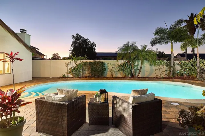 7962 Merrington Pl, San Diego, California 92126