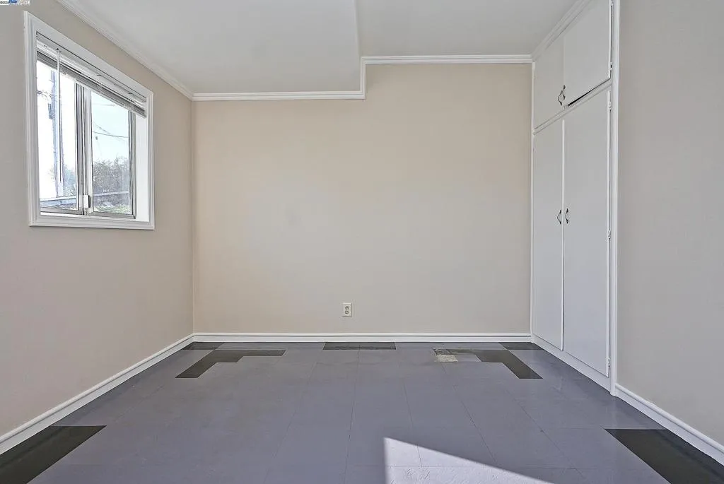 314 Sparling Dr, Hayward, California 94544 home-pic-20