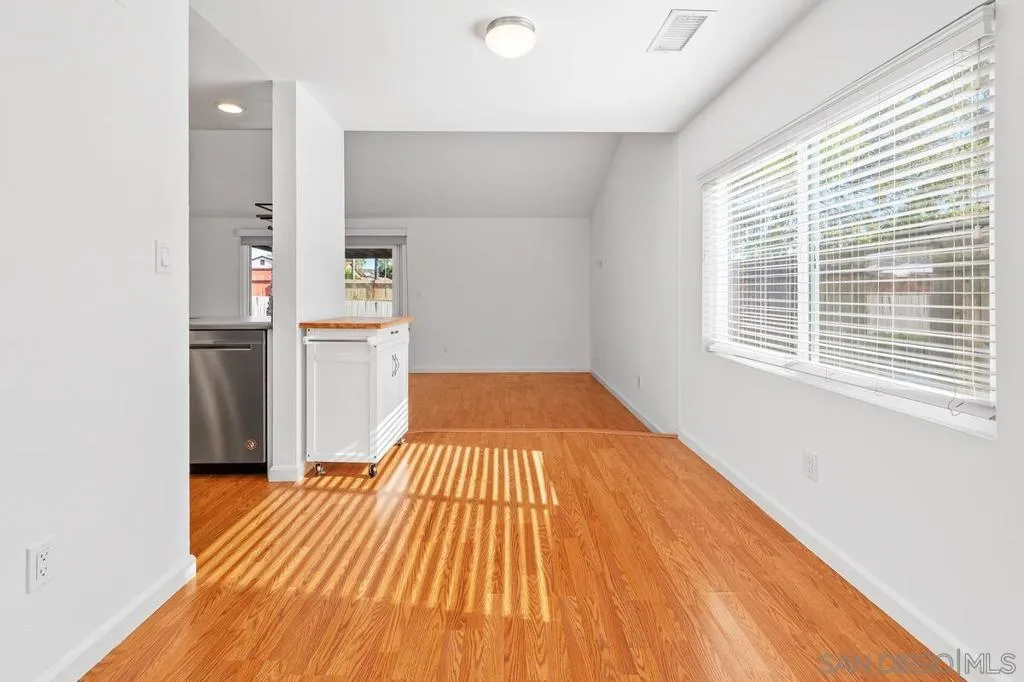 10017 Woodrose Ave, Santee, California 92071 home-pic-14