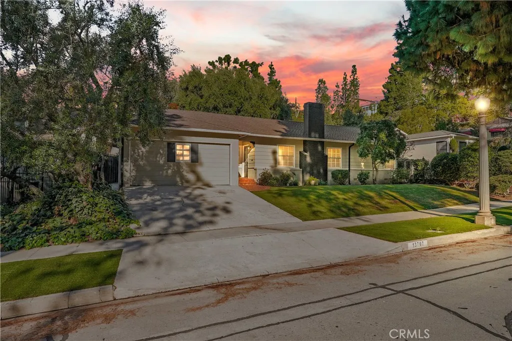 13707 Philadelphia, Whittier, California 90601 home-pic-0