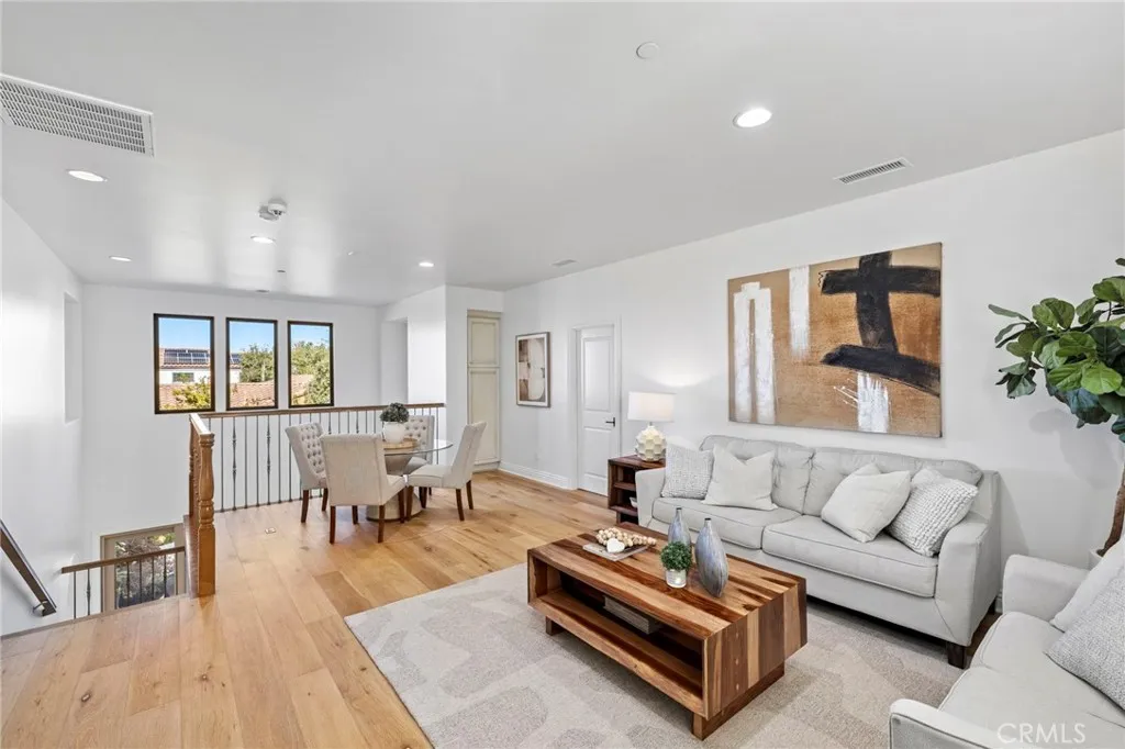 10 Gaucho Road, Ladera Ranch, California 92694 home-pic-14