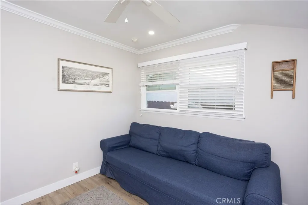 119 N Annin, Fullerton, California 92831 home-pic-17