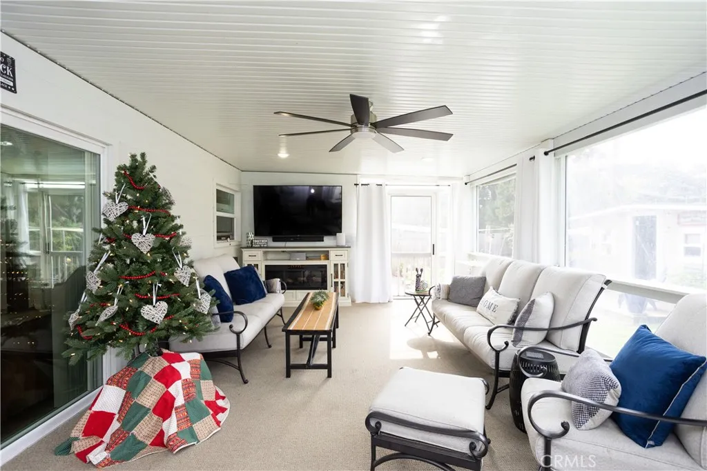 119 N Annin, Fullerton, California 92831 home-pic-25
