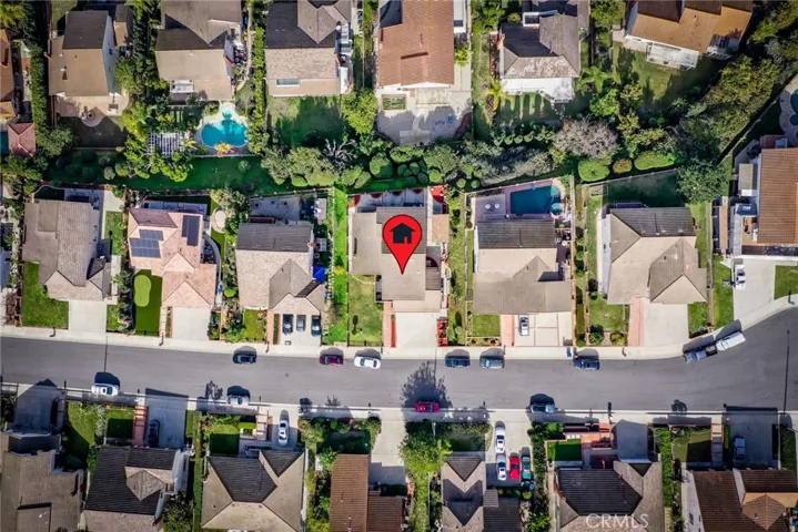 The Home Is on a Quiet Cul-De-Sac