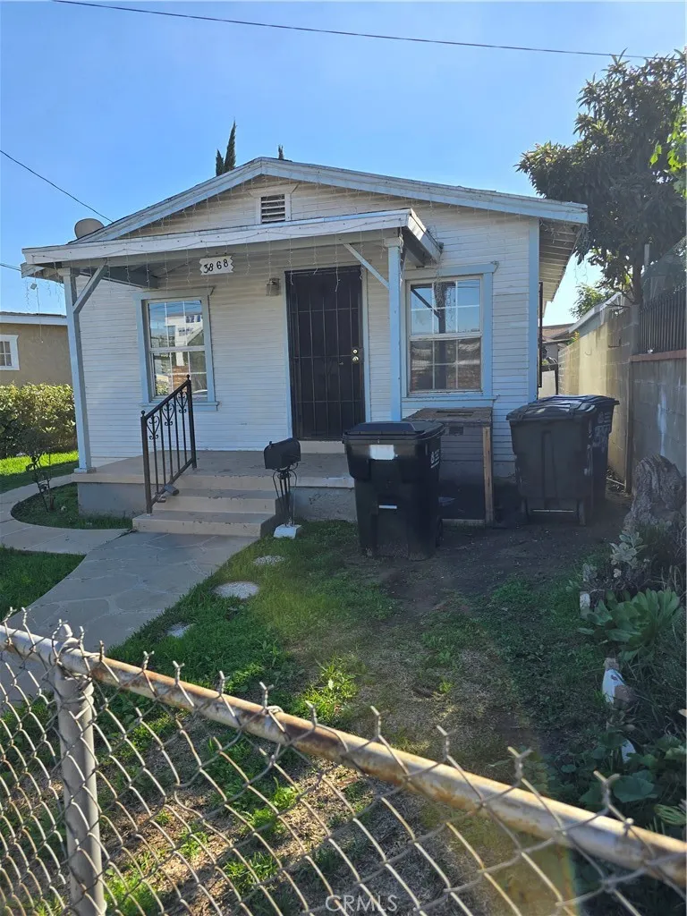 3868 E 1st, Los Angeles, California 90063 home-pic-0