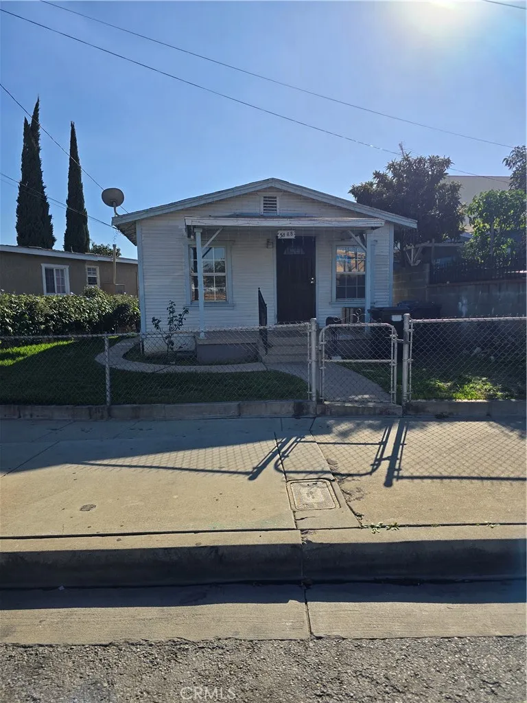 3868 E 1st, Los Angeles, California 90063 home-pic-3