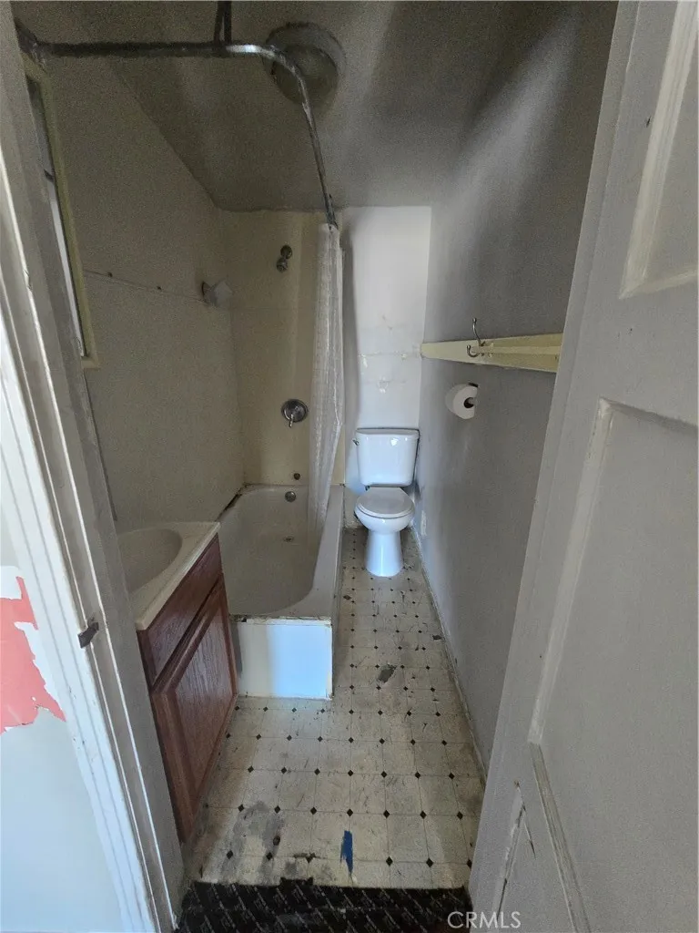 3868 E 1st, Los Angeles, California 90063 home-pic-15