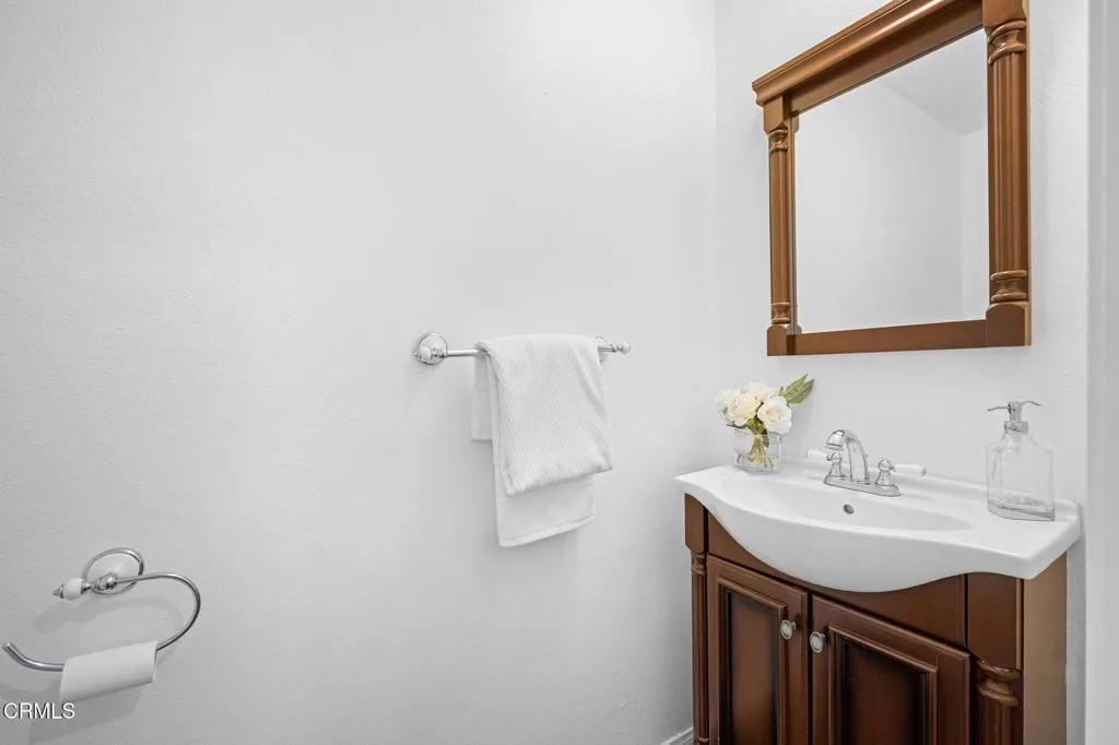 5036 E Echo Street 37, Los Angeles, California 90042 home-pic-14