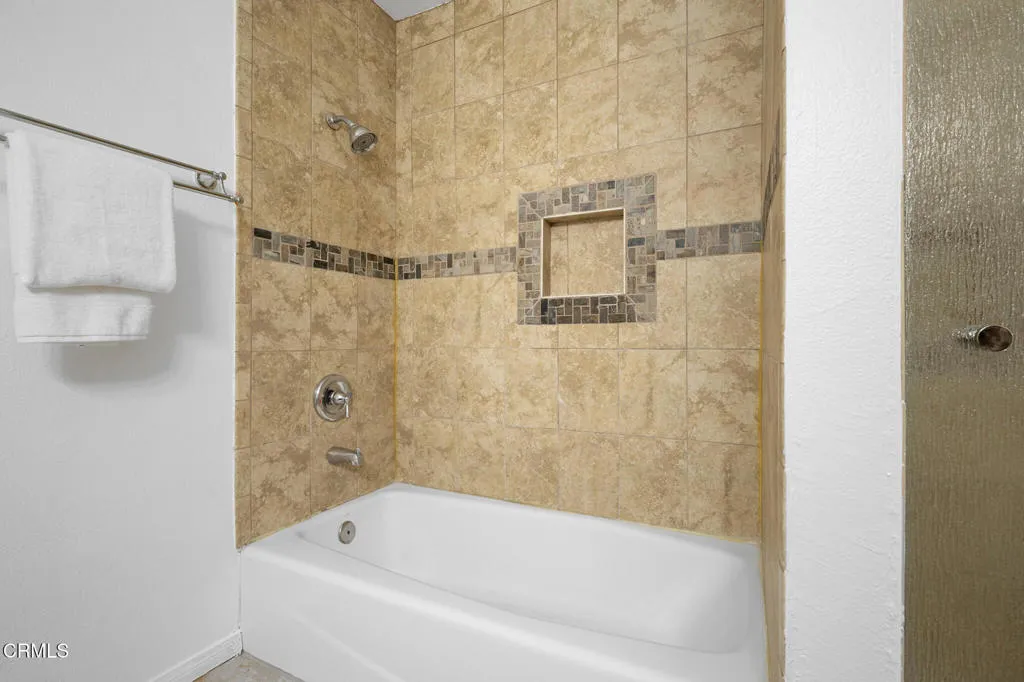 5036 E Echo Street 37, Los Angeles, California 90042 home-pic-21