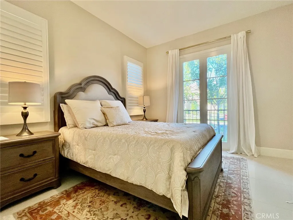 115 Sky Hts, Irvine, California 92602 home-pic-22