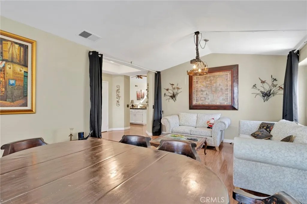 14405 Cedar, Hesperia, California 92344 home-pic-10