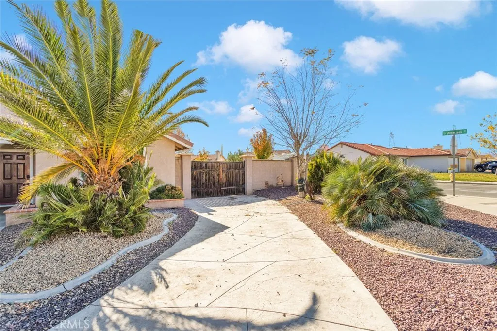 14405 Cedar, Hesperia, California 92344 home-pic-6