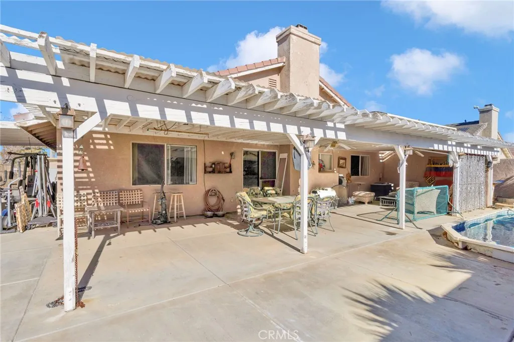 14405 Cedar, Hesperia, California 92344 home-pic-35