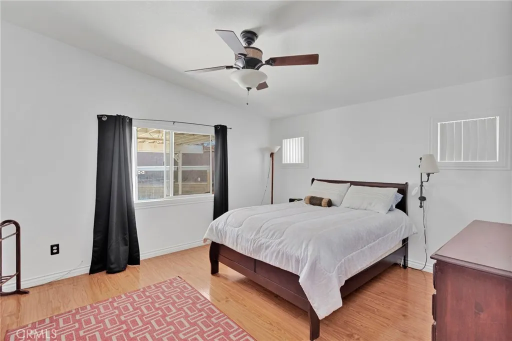 14405 Cedar, Hesperia, California 92344 home-pic-17
