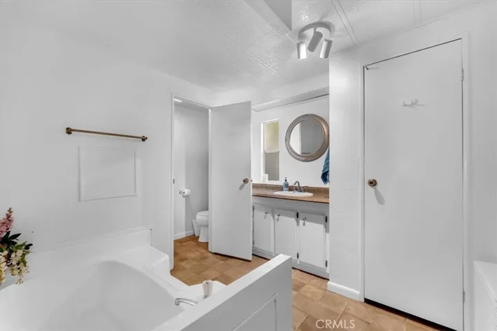 11705 Parey 13, Red Bluff, California 96080