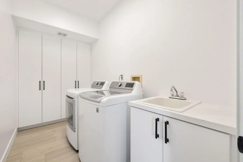 43875 Milan Court, La Quinta, California 92253 home-pic-47