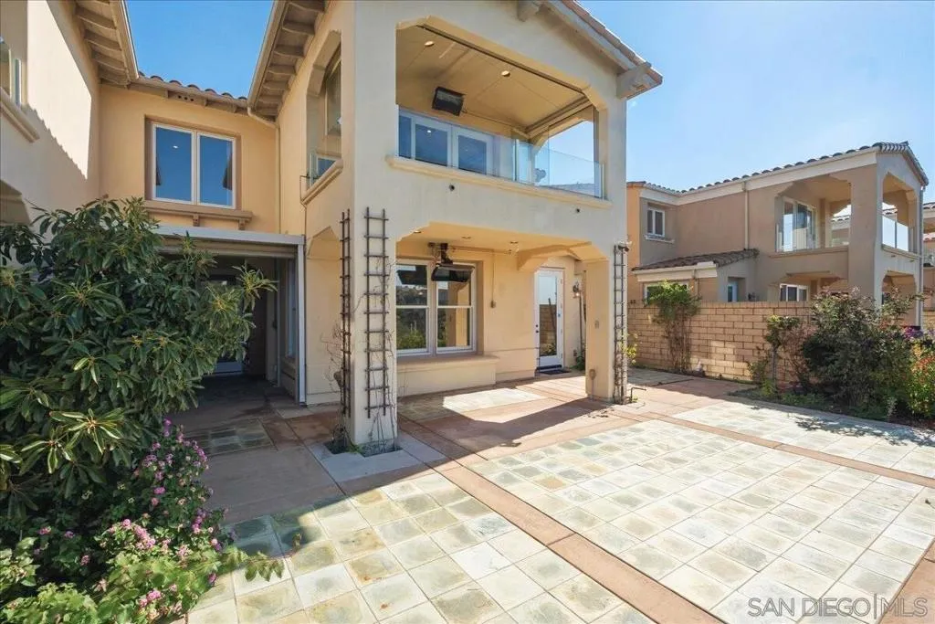 5448 Caminito Bayo, La Jolla, California 92037 home-pic-21
