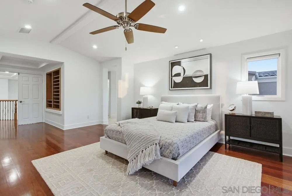 5448 Caminito Bayo, La Jolla, California 92037 home-pic-25
